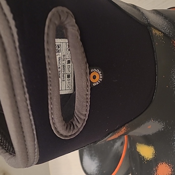 Bogs Snow Boots Size 11 - Picture 5 of 5